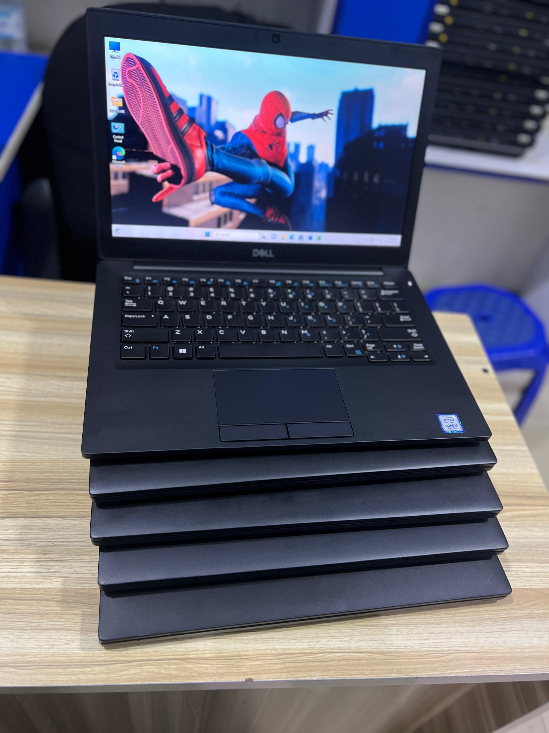 Dell latitude 7280 i5,8/256 SSD